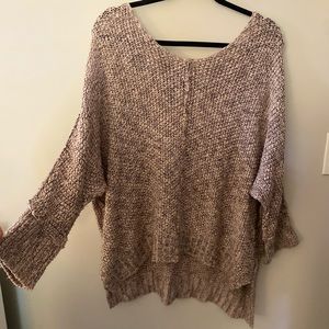 M/L light pink sweater mid-sleeve by “Miracle”
